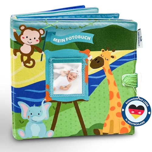 HELDENGUT® geliebtes “Weltreise” Fotoalbum Baby als Erinnerungsbuch - Einzigartiges Fotobuch Baby - Liebevolles Baby Buch ab 0 Monate aus Stoff - Sinnvolle Geschenke zur Geburt für Jungen & Mädchen