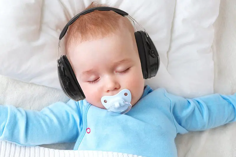 Gehörschutz für Babys - Die besten Ohrenschützer 2023